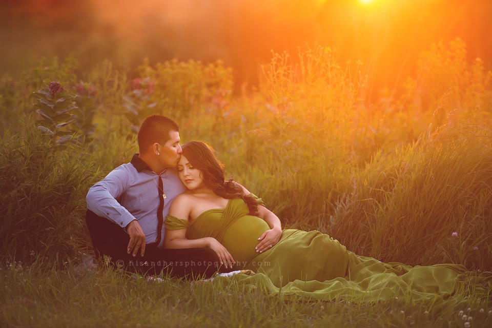 Maternity | Reyna + Ruben